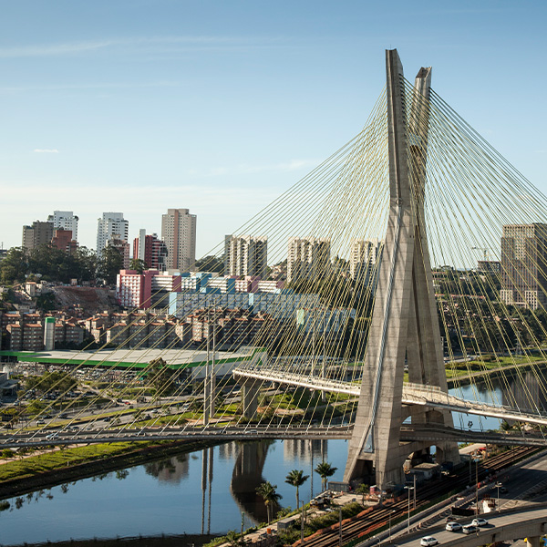 São Paulo skyline — Octávio Frias de Oliveira bridge