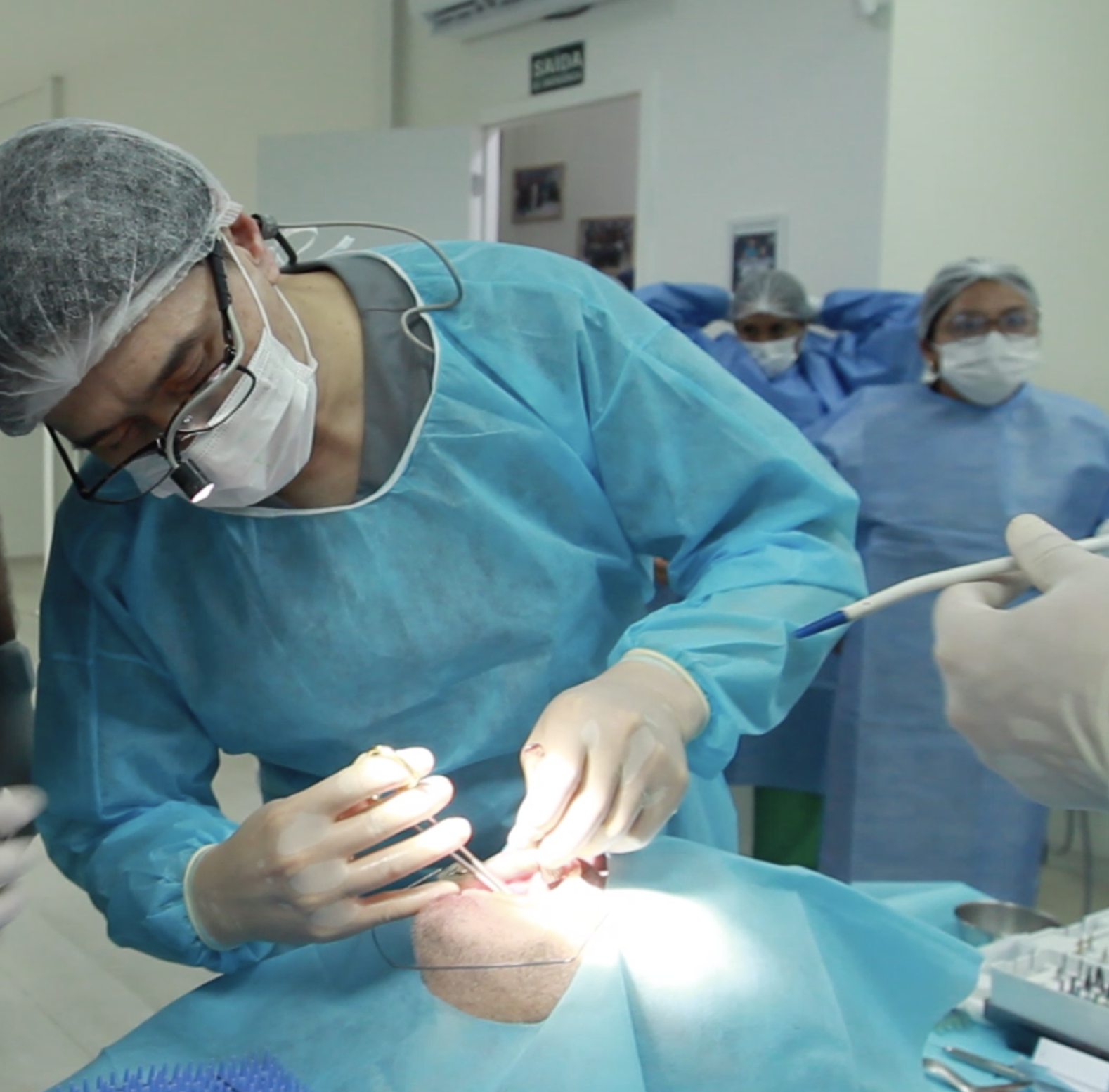 Full Arch Live Patient Training in Brazil