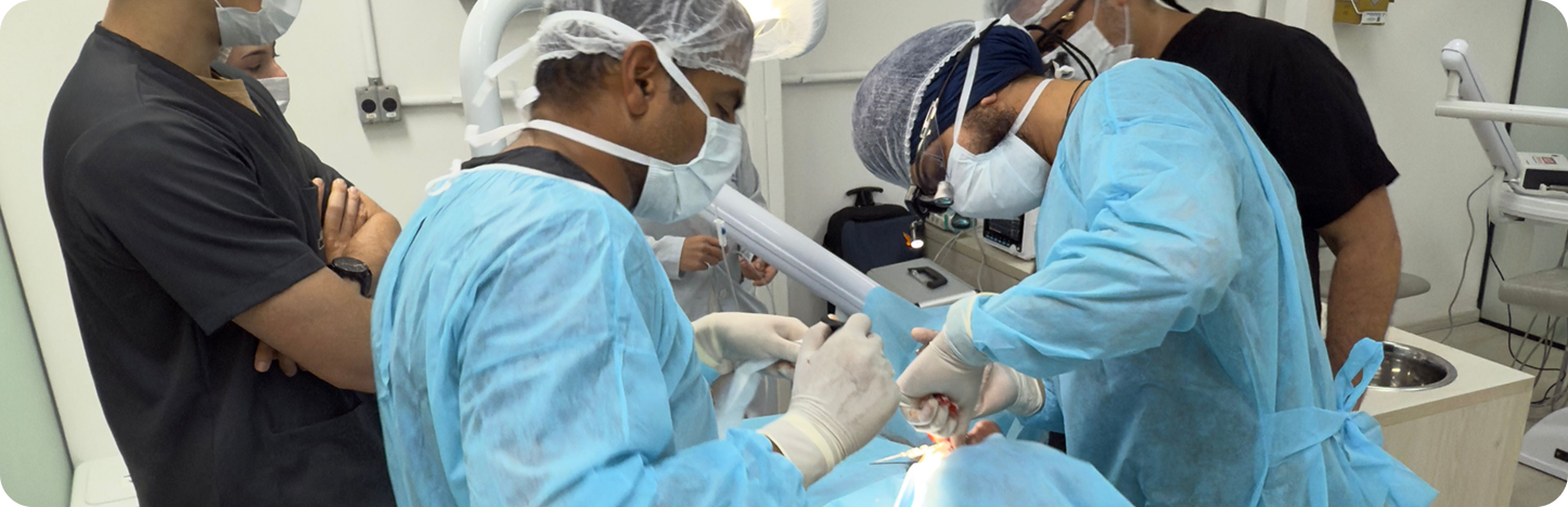 ADI clinical team during a full-arch procedure