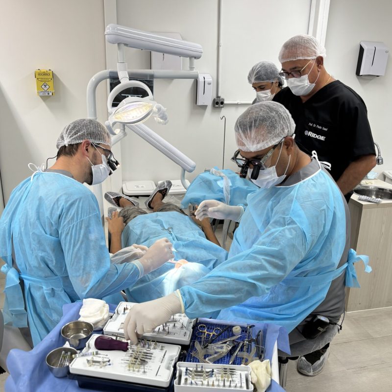 Full Arch Live Patient Training in Brazil - 03