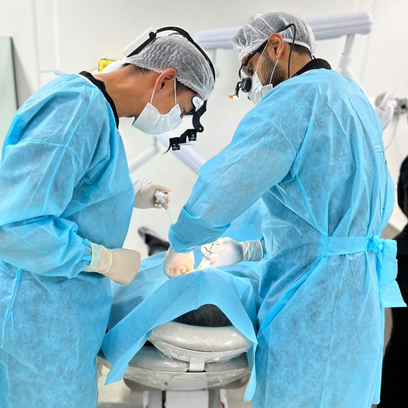 Full Arch Live Patient Training in Brazil - 04
